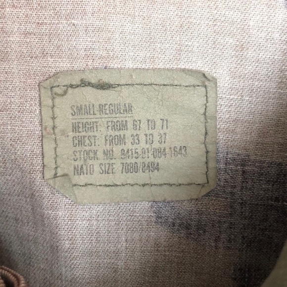 Very cute camo jacket with patches and fringe - Picture 5 of 6